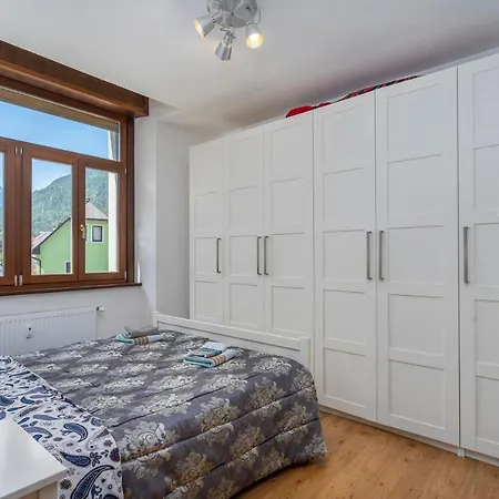 Guesthost - Lovely In The Julian Alps Apartamento *